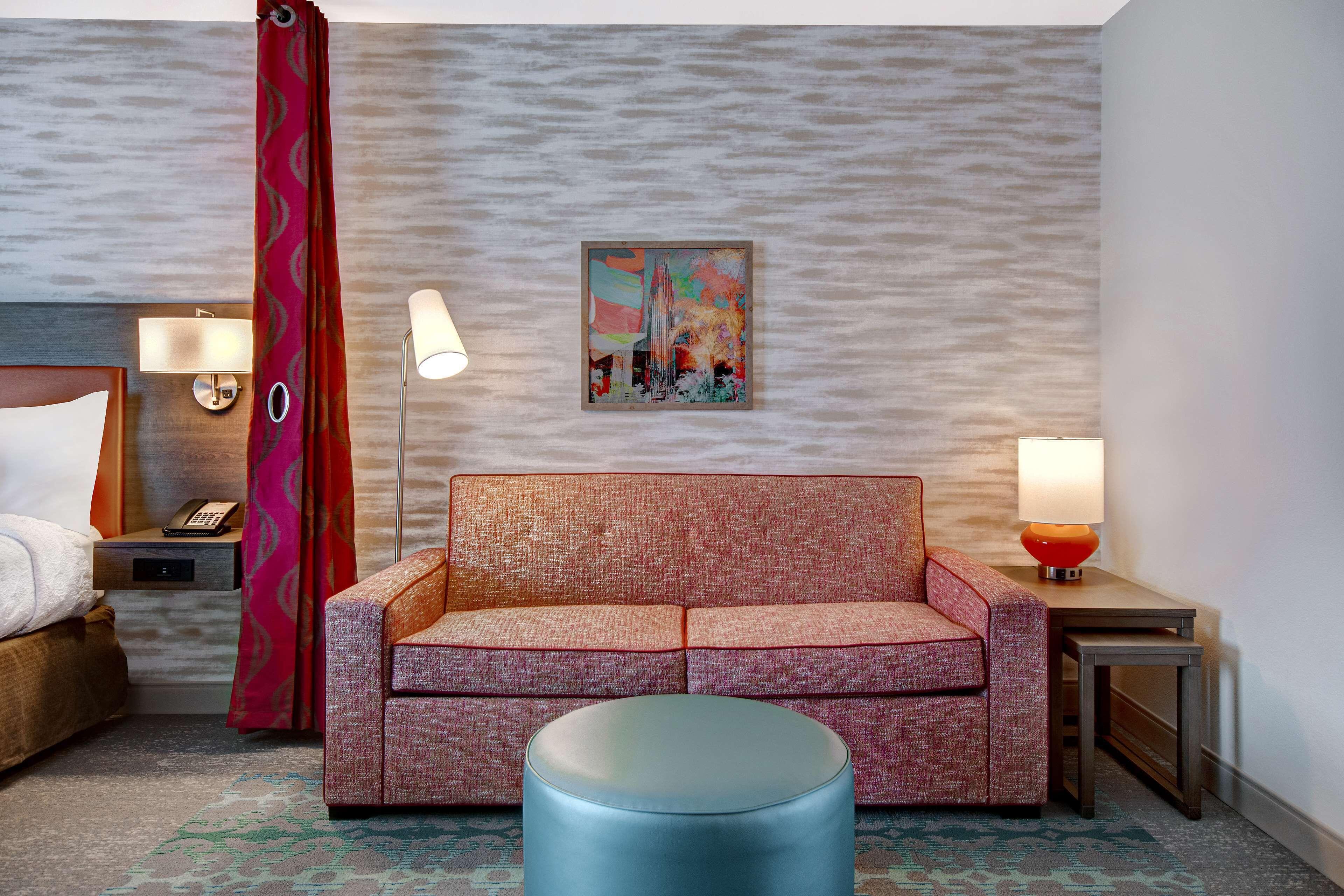 Hotel Home2 By Hilton Garden Grove