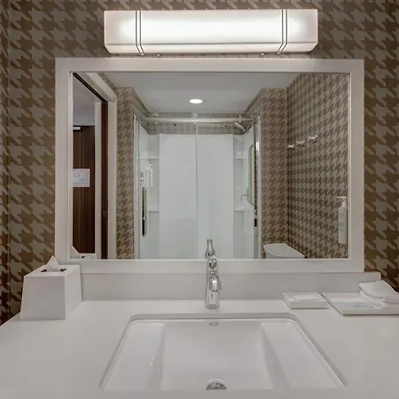 Home2 By Hilton Hotel Garden Grove