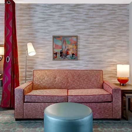 Hotel Home2 By Hilton Garden Grove