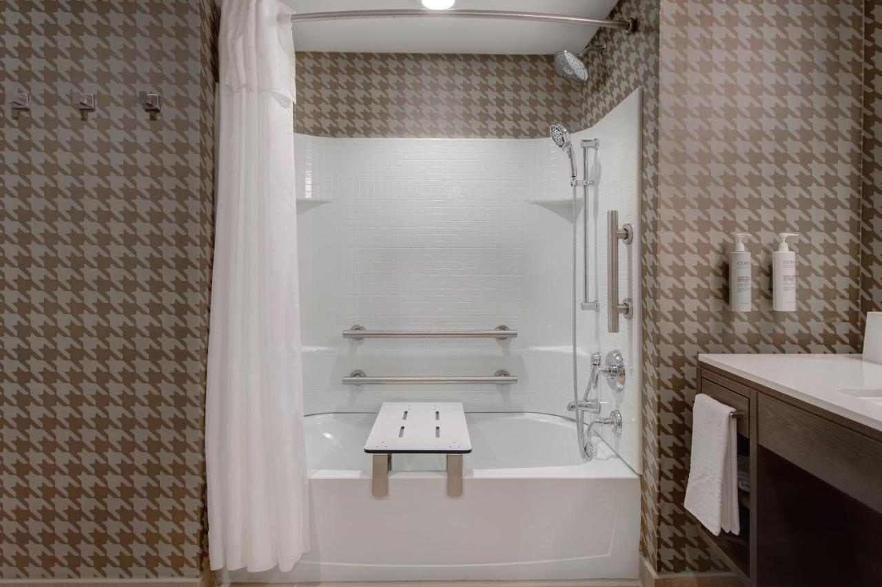 Home2 By Hilton 3*