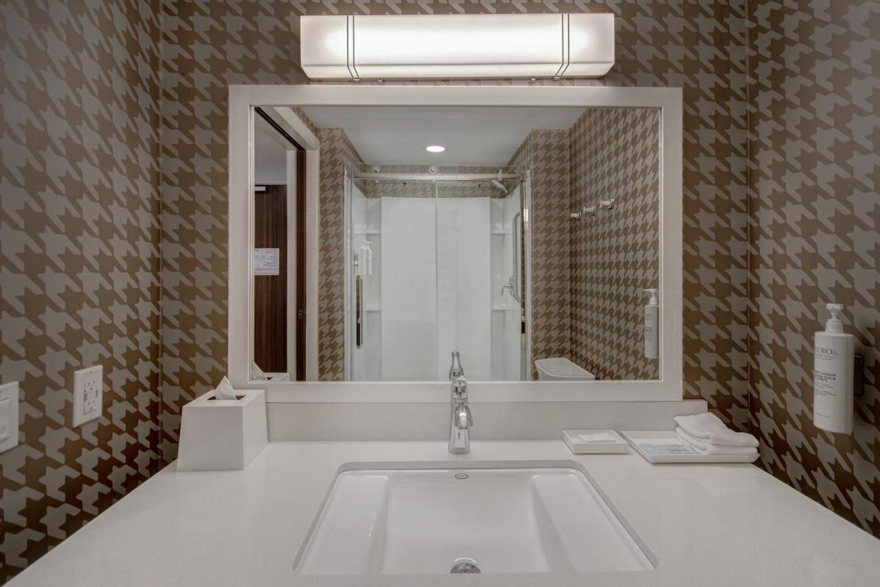 Home2 By Hilton Hotel Garden Grove