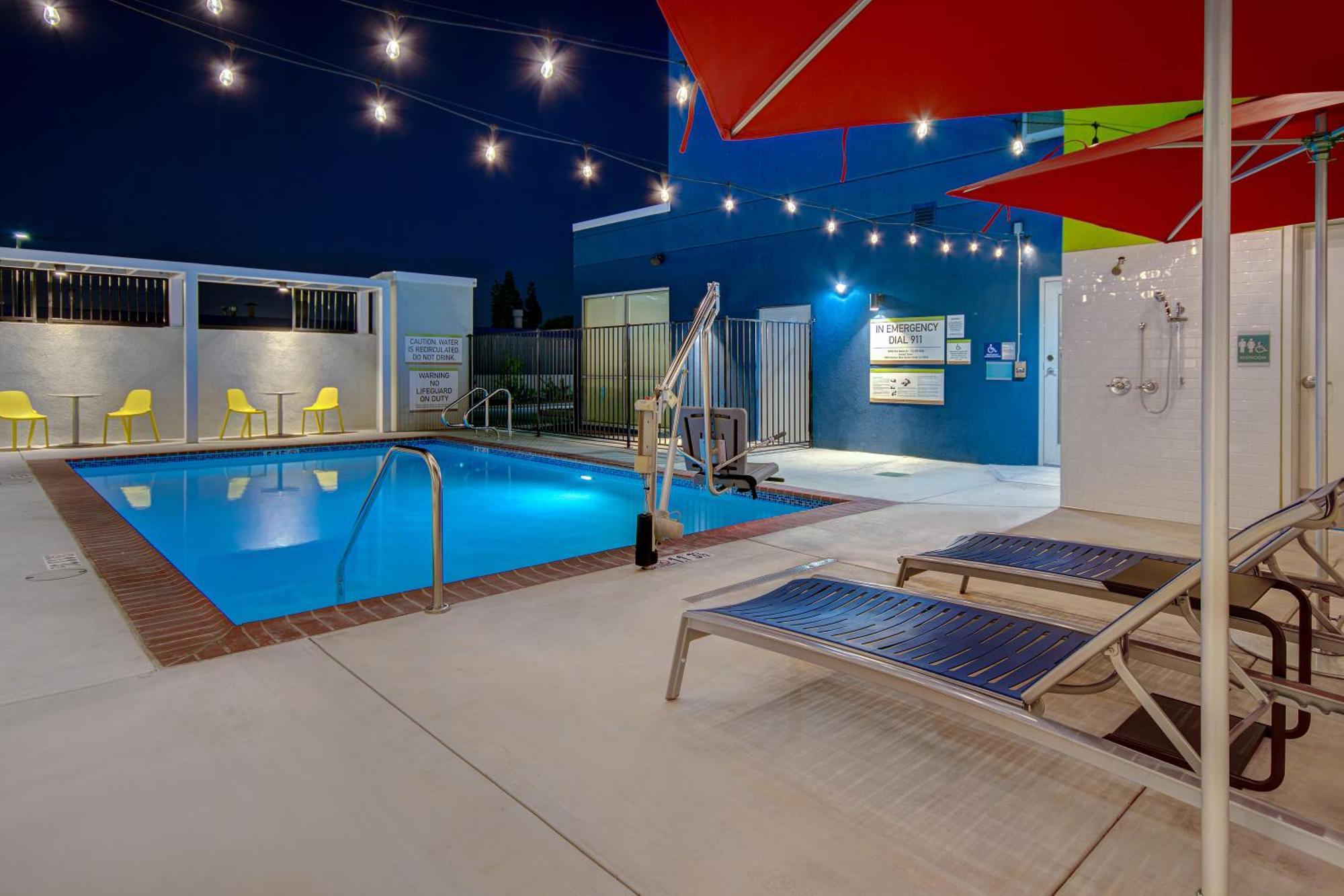 Home2 By Hilton Garden Grove